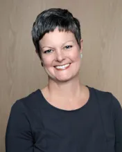 Profile picture for user kiragould_1