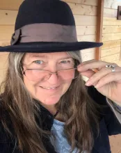 Profile picture for user tiaquilter