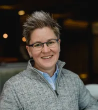 Profile picture for user johnnak